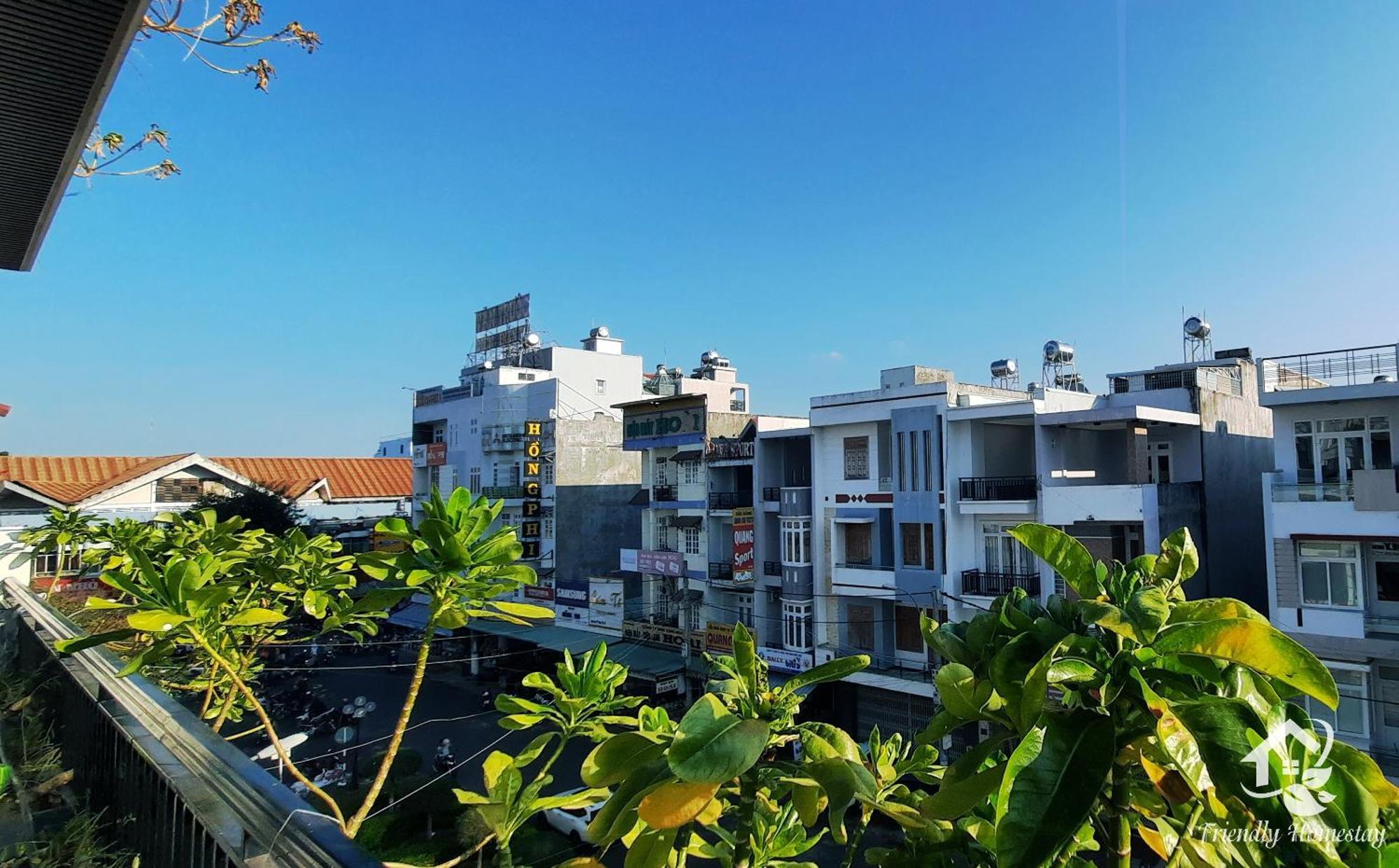Friendly Homestay コントゥム エクステリア 写真